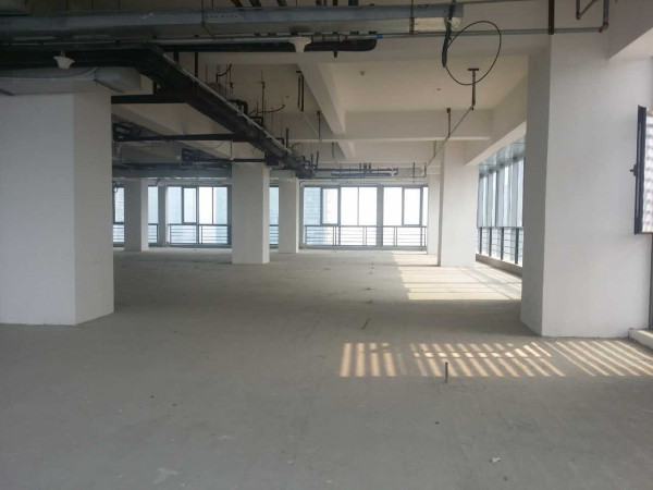 中关村大街银网中心 110816元/月  毛坯